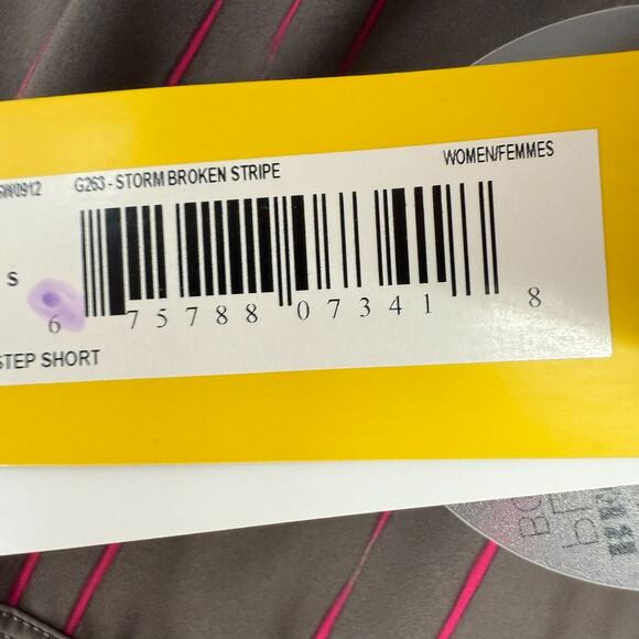 NWT Lolë Step Running Short Womens S Storm Broken Stripe Dolphin Hem Activewear - Picture 8 of 12